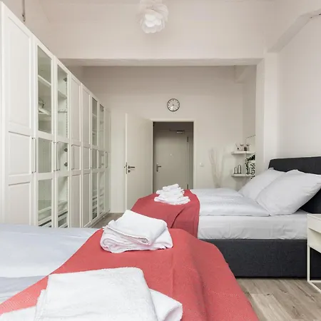 Mint Apartment Ueber Der Stadt Parken Kueche Wifi Berlin Exterior photo