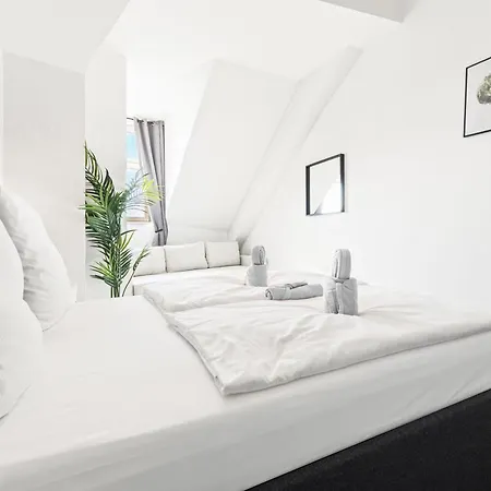 Mint Apartment Ueber Der Stadt Parken Kueche Wifi Berlin Exterior photo