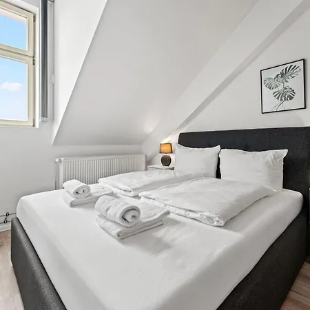 Mint Apartment Ueber Der Stadt Parken Kueche Wifi Berlin Exterior photo