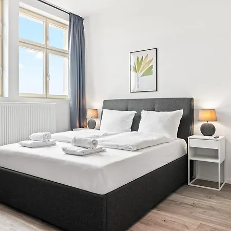 Mint Apartment Ueber Der Stadt Parken Kueche Wifi Berlin Exterior photo