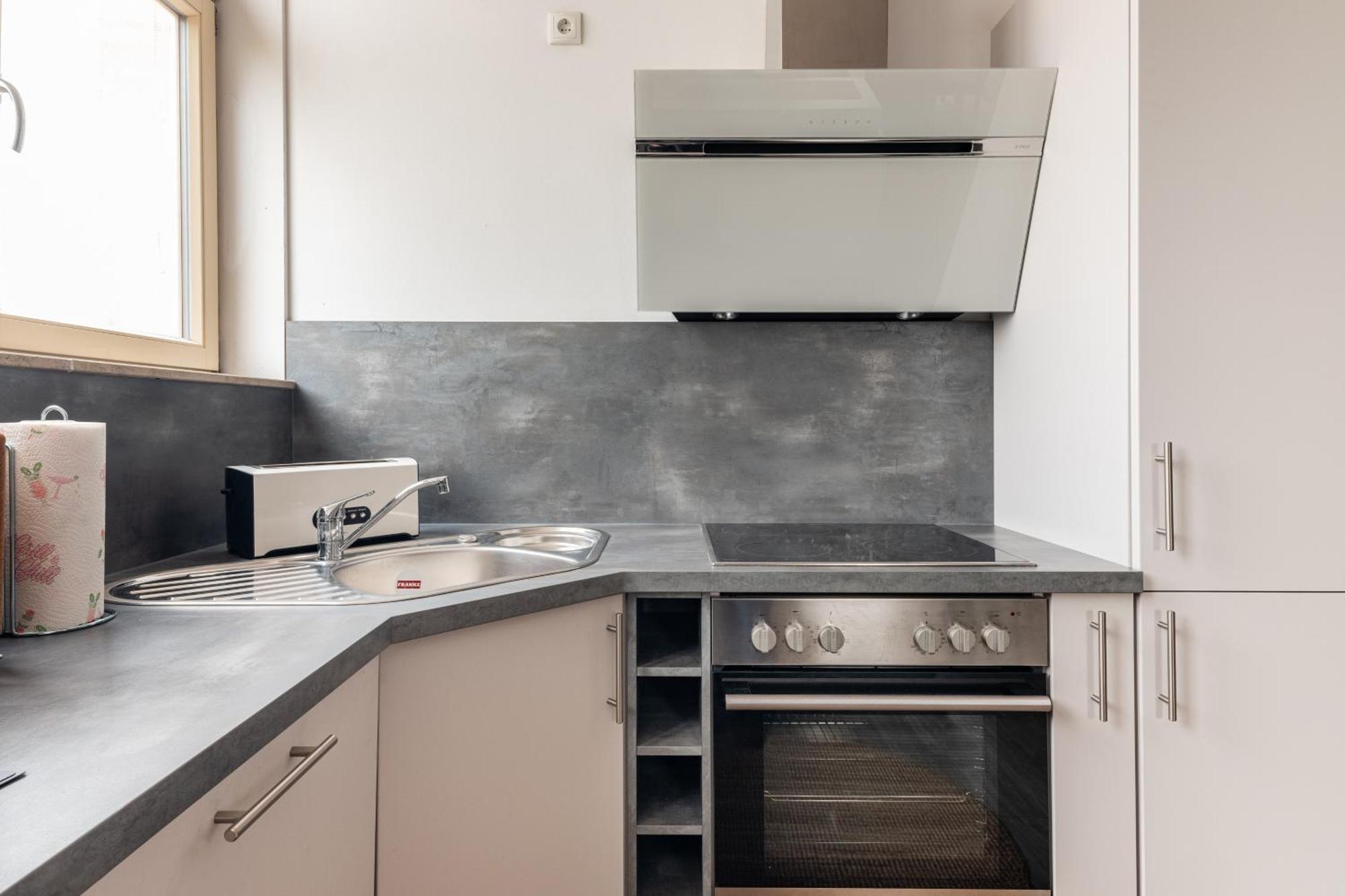 Apartamento Mint Ueber Der Stadt Parken Kueche Wifi